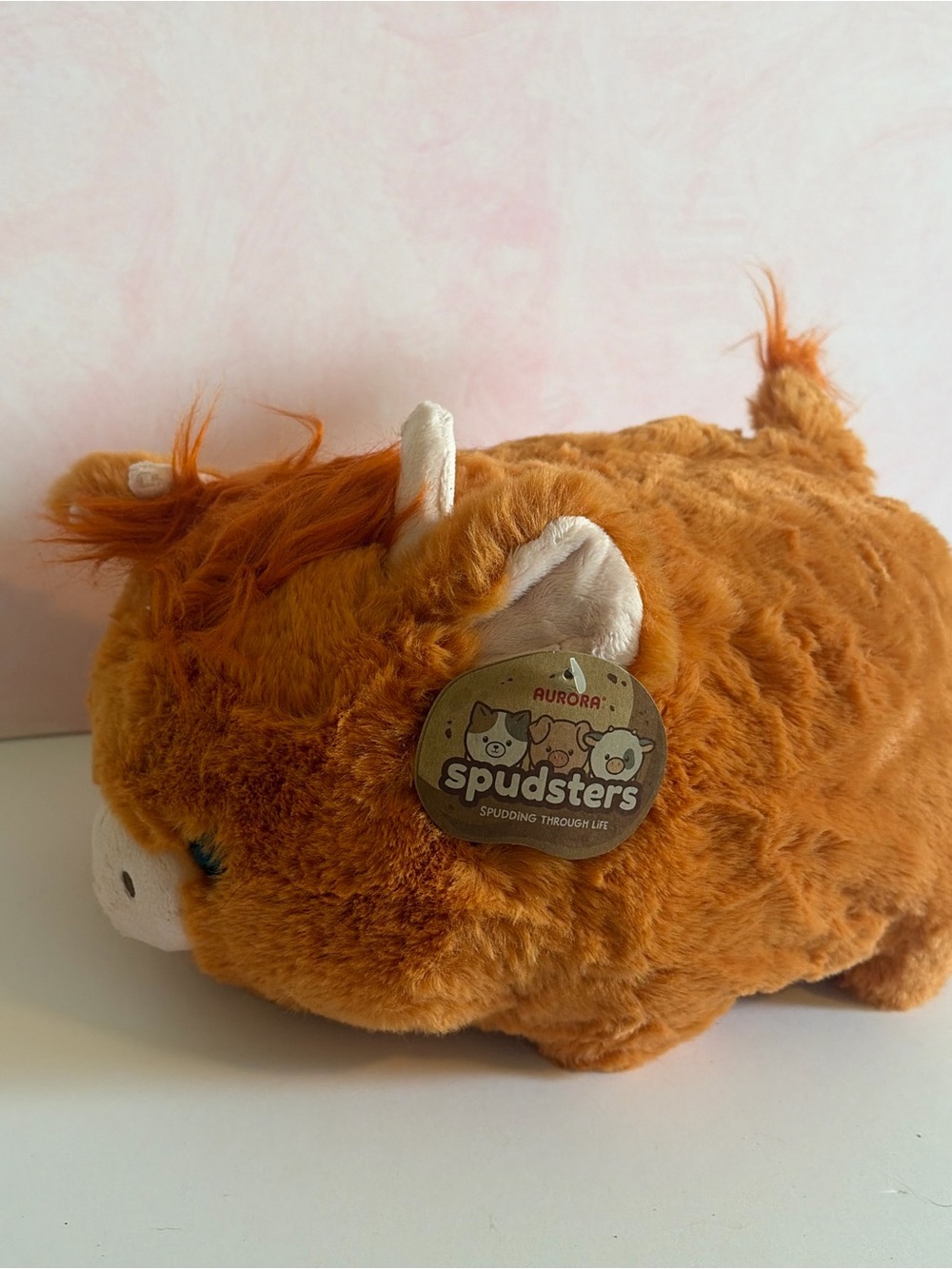 BNWT Aurora spudsters highland cow plush
